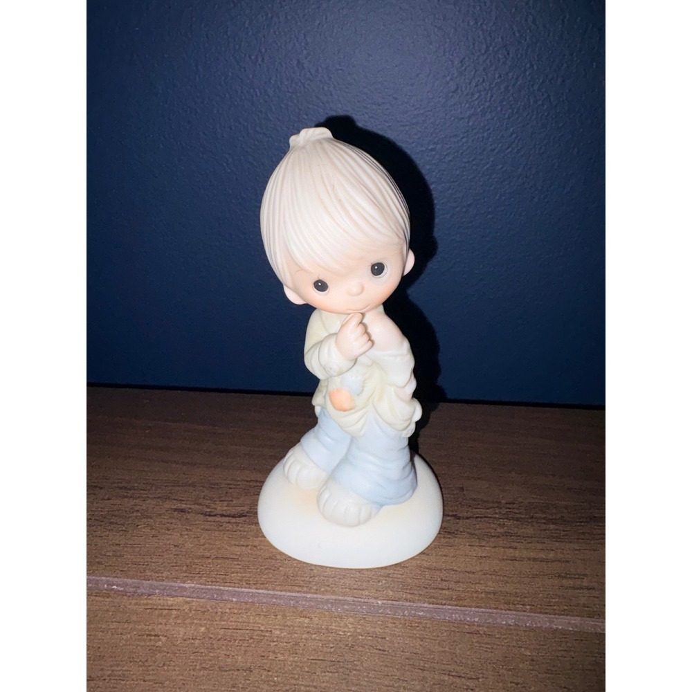 Precious Moments Smile God Loves You Boy Figurine 1977 Jonathan & David E-1373/B